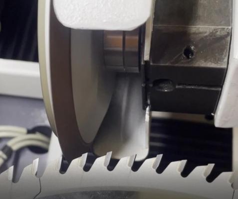 Multi bevel teeth top and face sharpening